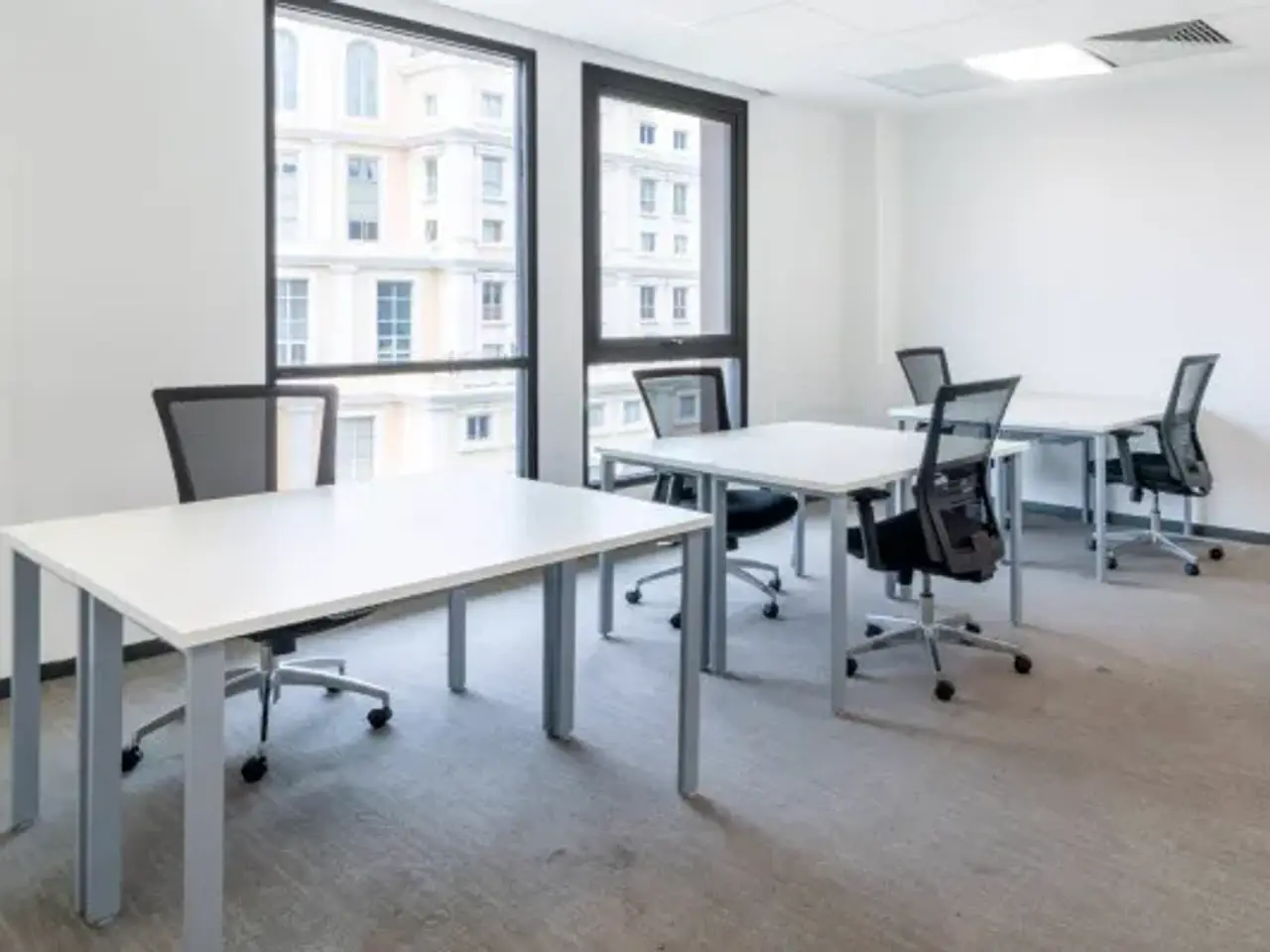 Ufficio in Bastioni di Porta Nuova 21, Milano, {3} - Foto 2