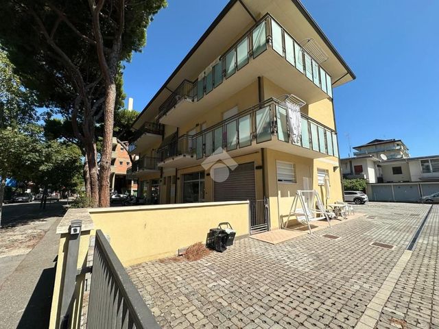 Vierzimmerwohnung in Viale Milano 46, Cesenatico - Foto 1