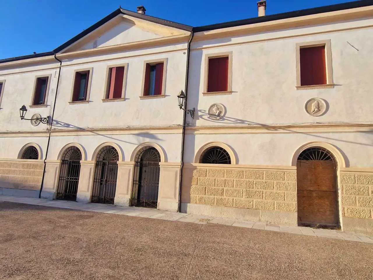 Negozio in , Vittorio Veneto, {3} - Foto 2