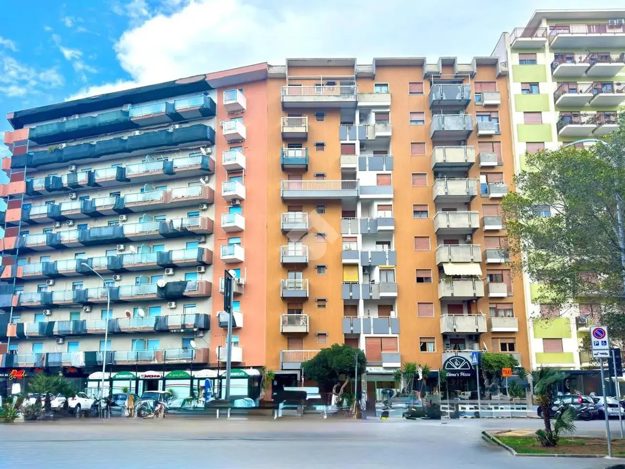 Ufficio in Viale Croce Rossa 189, Palermo, {3} - Foto 1