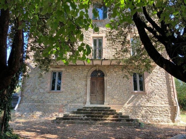 Country house or cottage in Strada di Montepetriolo, Perugia - Photo 1