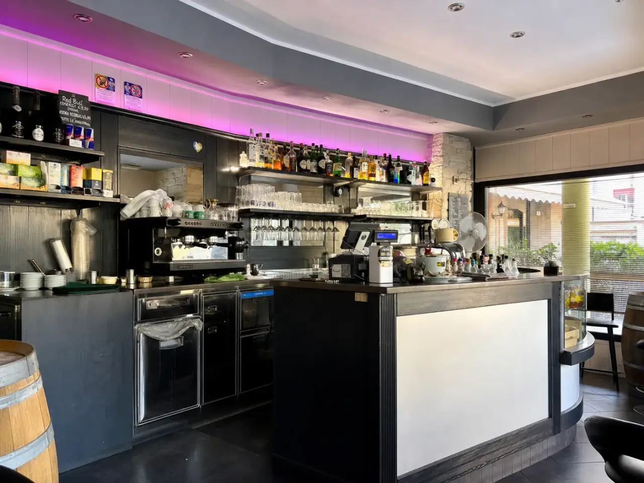 Bar in Corso Italia, Bolzano, {3} - Foto 1