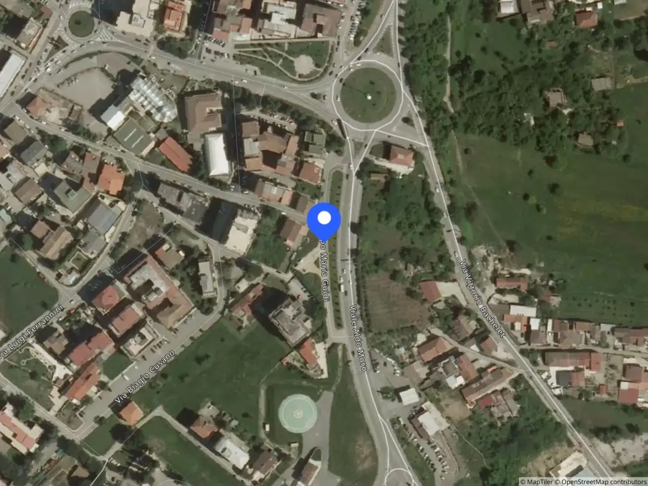 Fabbricato misto in Via Aldo Moro, 82100 Benevento Bn, Italia 82100, Benevento, {3} - Foto 1