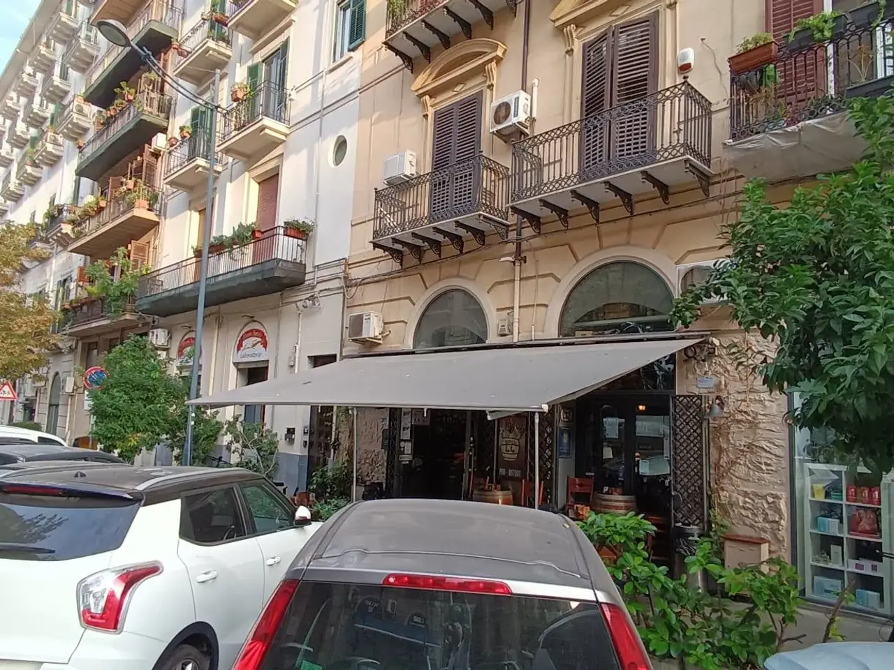 Ristorante in Via Principe di Belmonte, Palermo, {3} - Foto 2