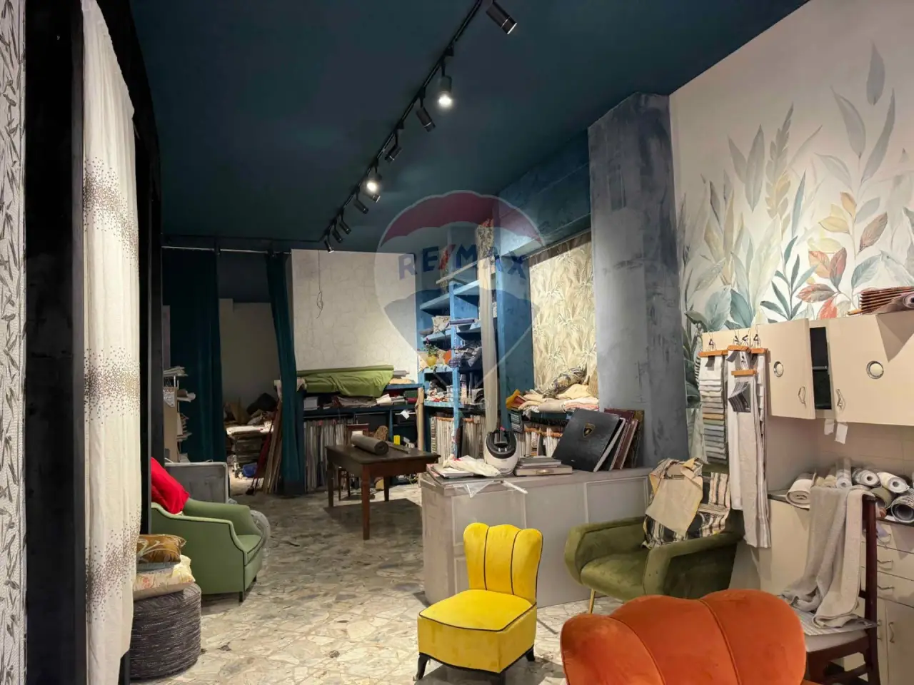 Negozio in Via Abate Gimma 177, Bari, {3} - Foto 1