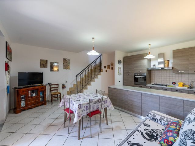 Terraced house in Via Giulio Cesare, Scarlino - Photo 1