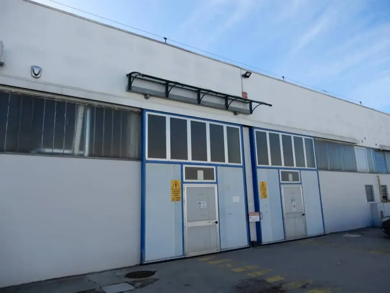 Capannone in Via Colombarotto, Imola, Zona Industriale, Imola, {3} - Foto 1