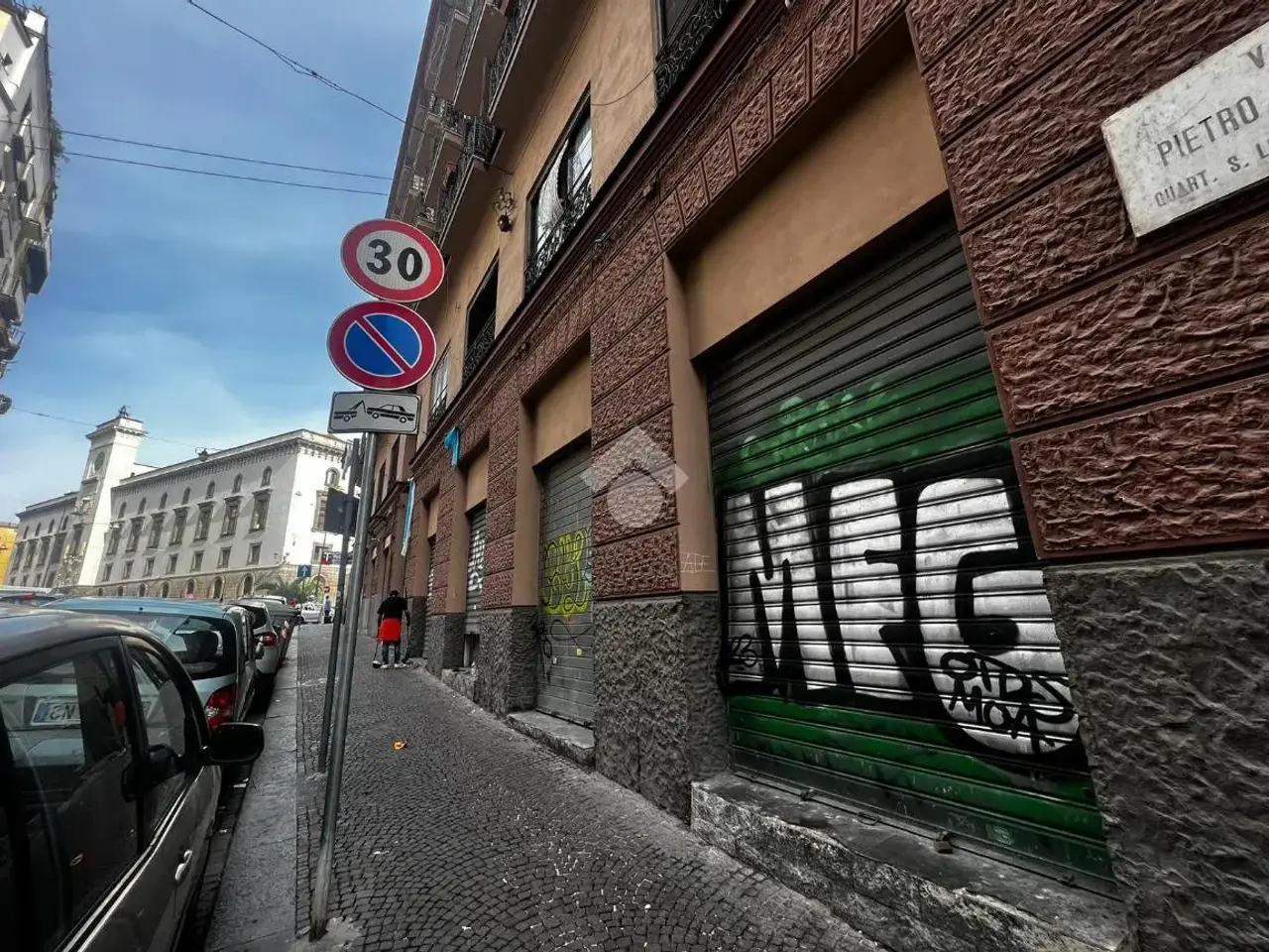 Negozio in Via Pietro Colletta, Napoli, {3} - Foto 1
