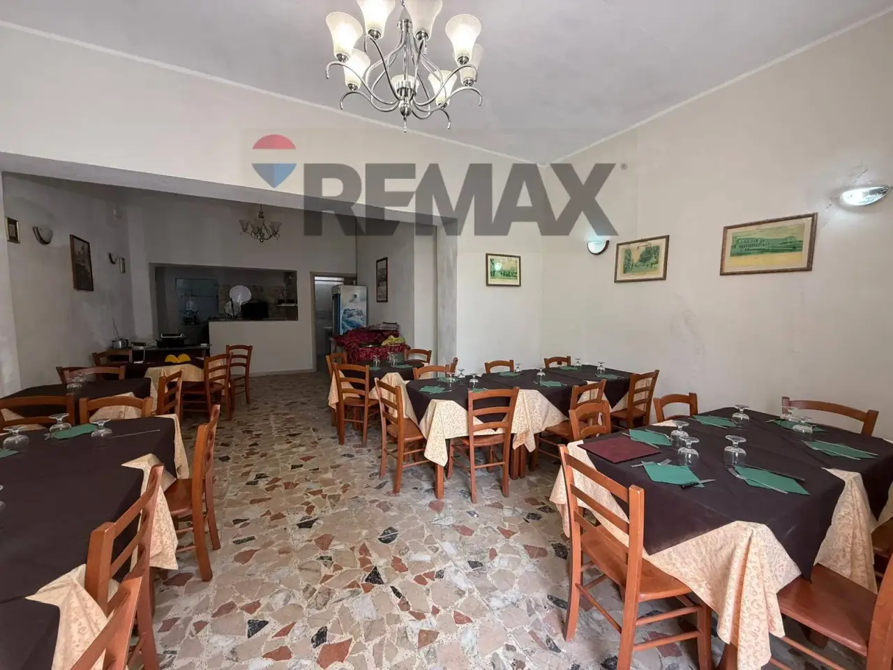 Negozio in Via Ierone Primo l'Etneo 28, Siracusa, {3} - Foto 2