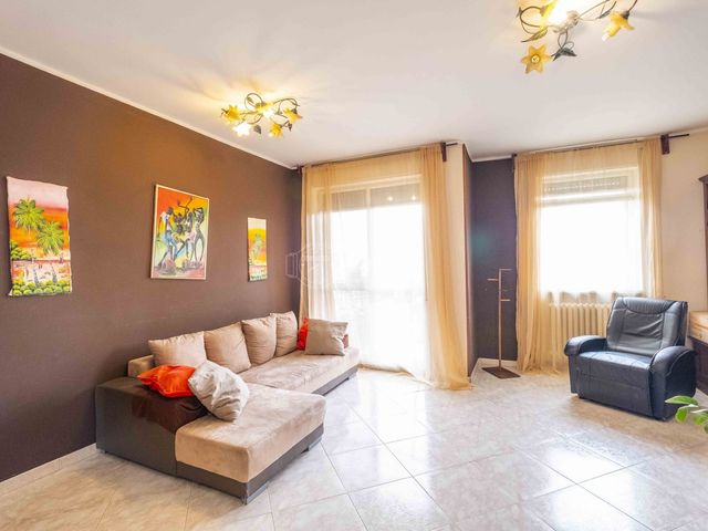 4-room flat, Novara - Photo 1