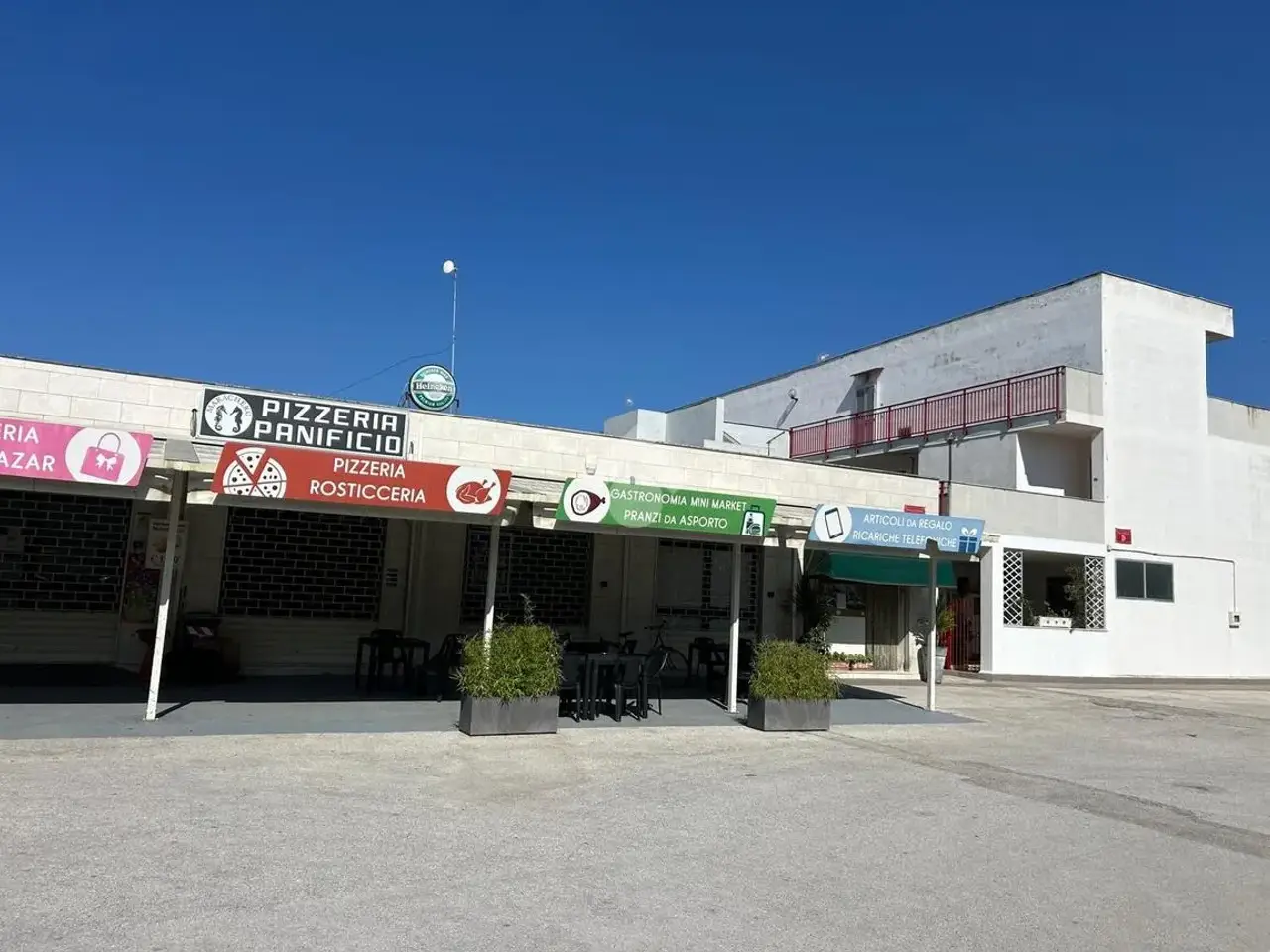 Negozio in Via Largo Airone 4, Manfredonia, {3} - Foto 2