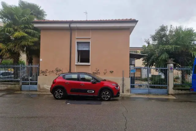 Villa in Via Angelo Cignoli S.N.C., Voghera - Foto 1