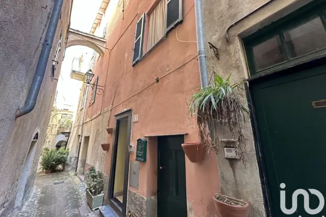 Vierzimmerwohnung in Via Baccio E Maineri 11, Toirano - Foto 1