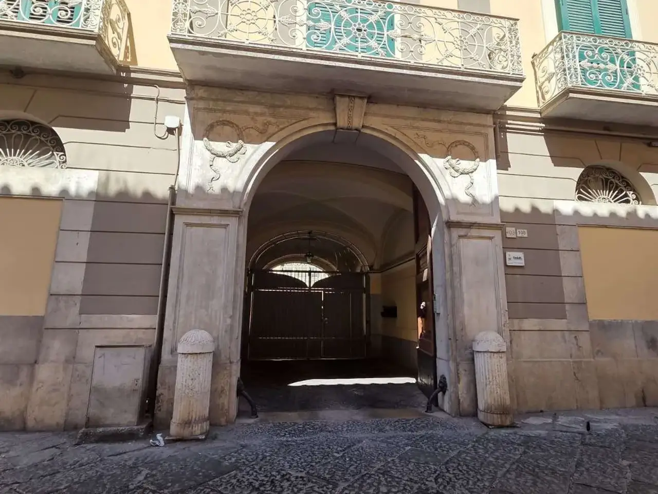Ufficio in Via Albana 108, Santa Maria Capua Vetere, {3} - Foto 1