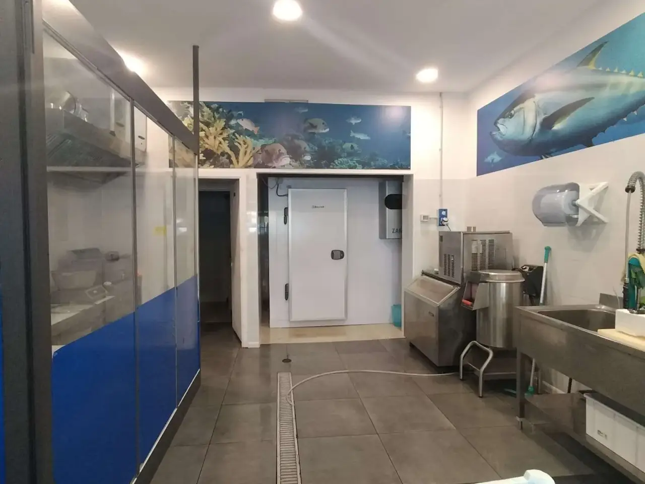 Minimarket in , Albenga, {3} - Foto 1
