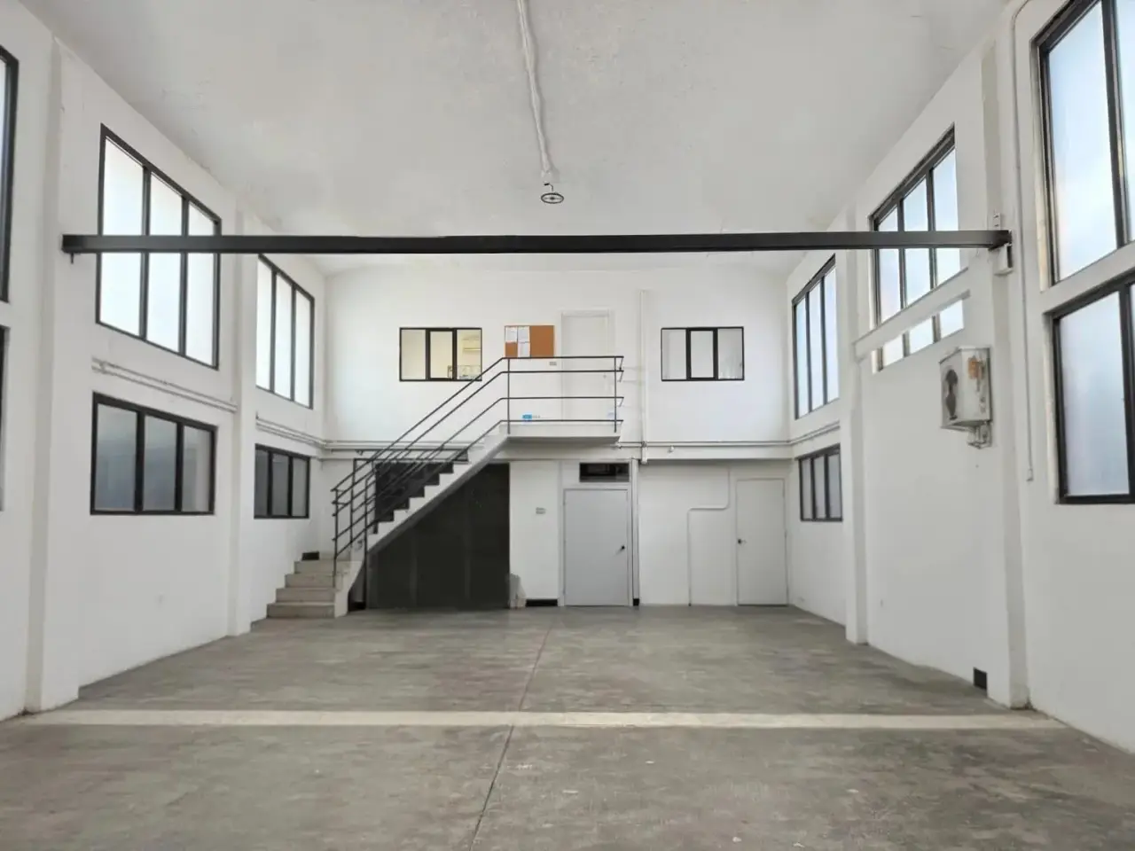 Magazzino in Via Privata Oslavia, Milano, {3} - Foto 1