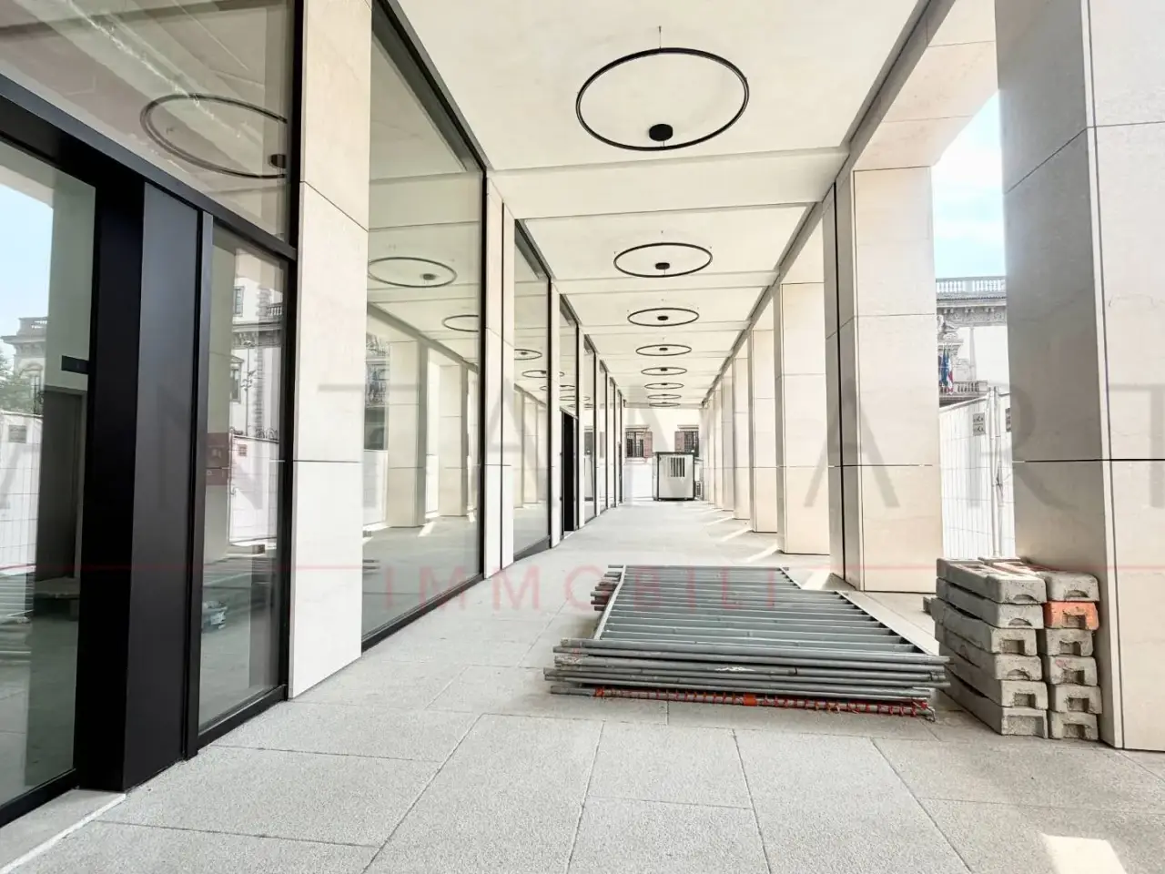 Ufficio in Via Cesare Beccaria, Milano, {3} - Foto 2