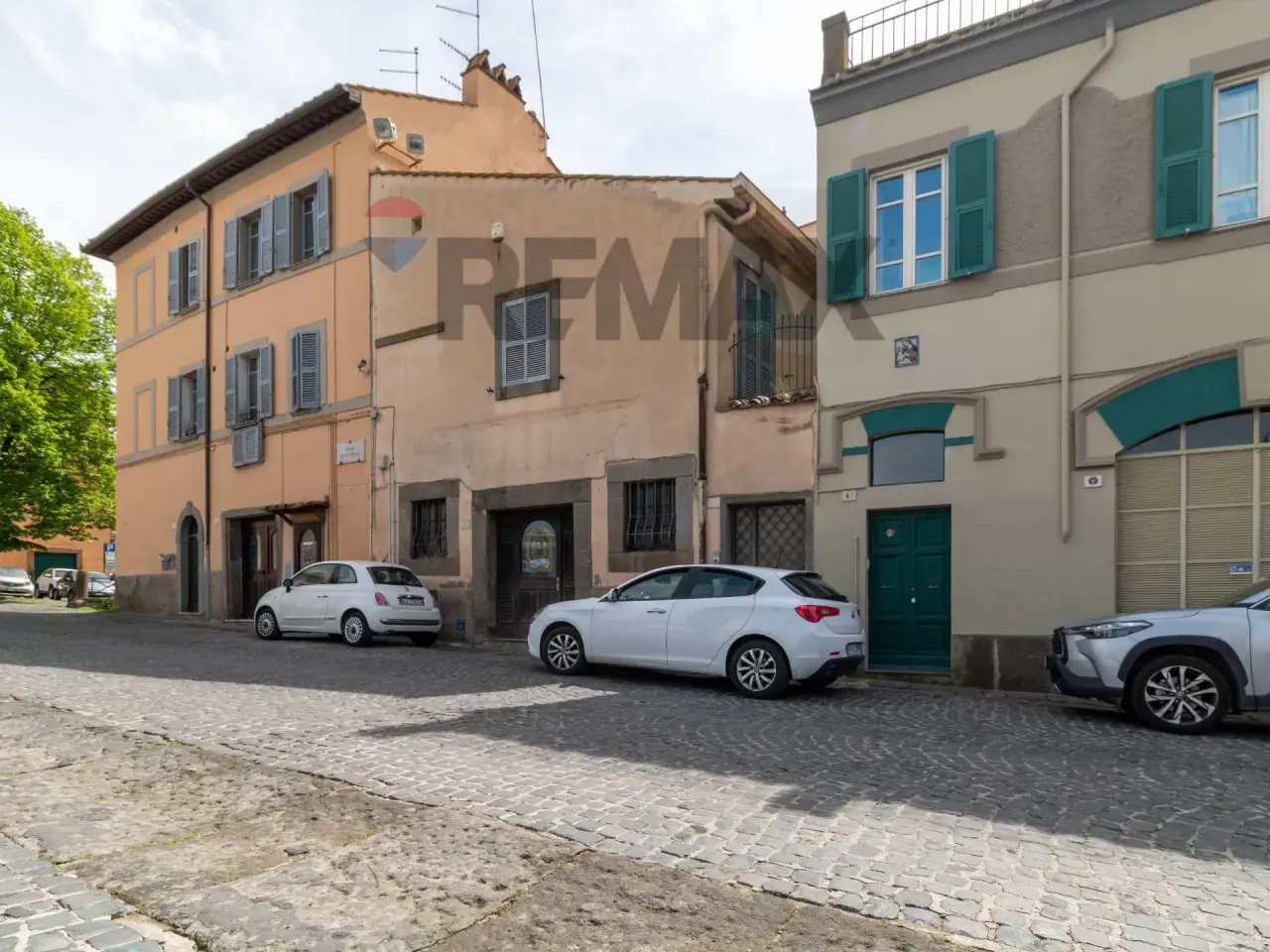 Negozio in Piazza della Trinità 3, Viterbo, {3} - Foto 2