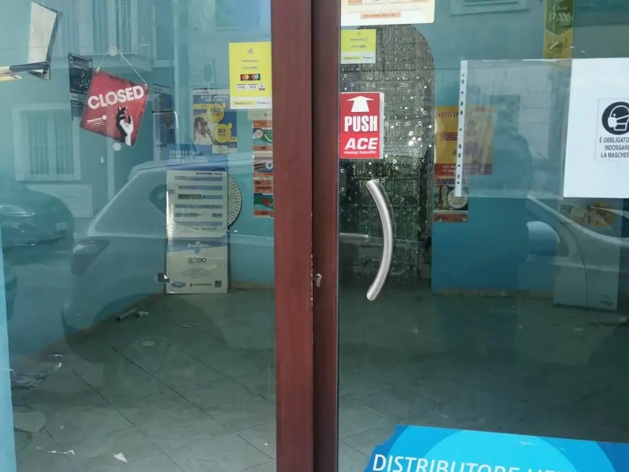 Negozio in Via Fratelli Cairoli, Civitanova Marche, {3} - Foto 1