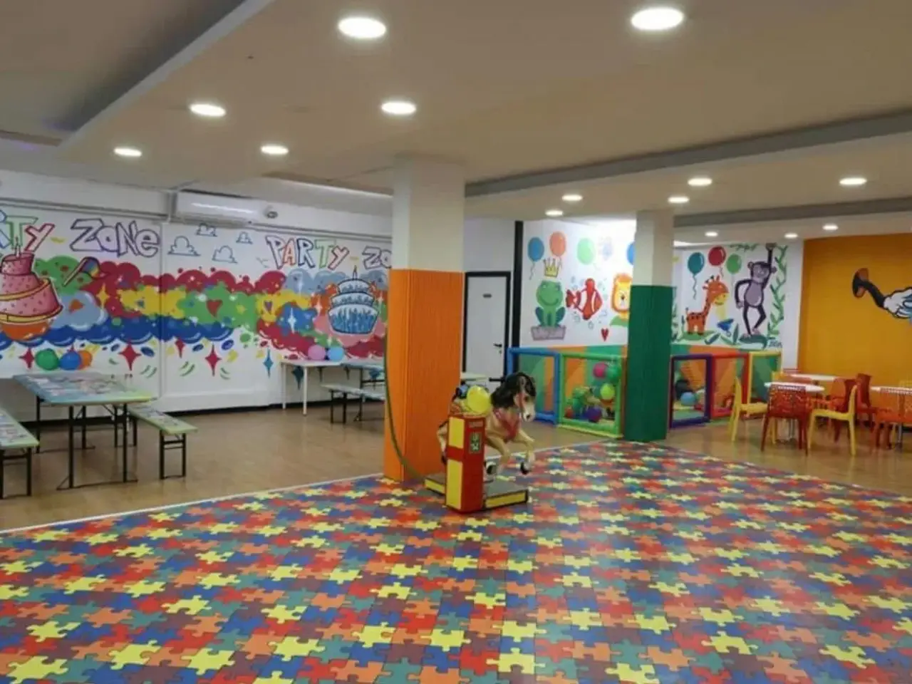 Esercizio commerciale in Via dei Turri, Scandicci, {3} - Foto 1