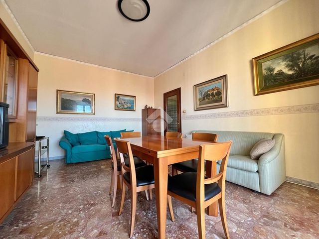 Dreizimmerwohnung in Via della Repubblica 76, Calvizzano - Foto 1