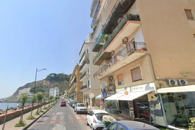 Quadrilocale in Via Napoli 227, Pozzuoli - Foto 1