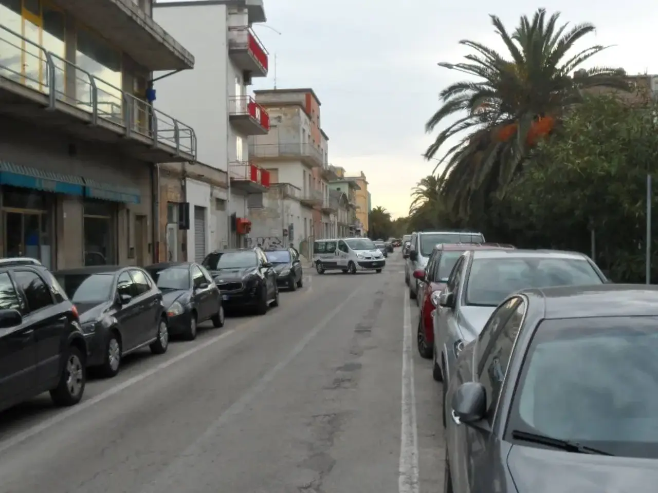 Negozio in Viale Colombo, San Benedetto del Tronto, {3} - Foto 1