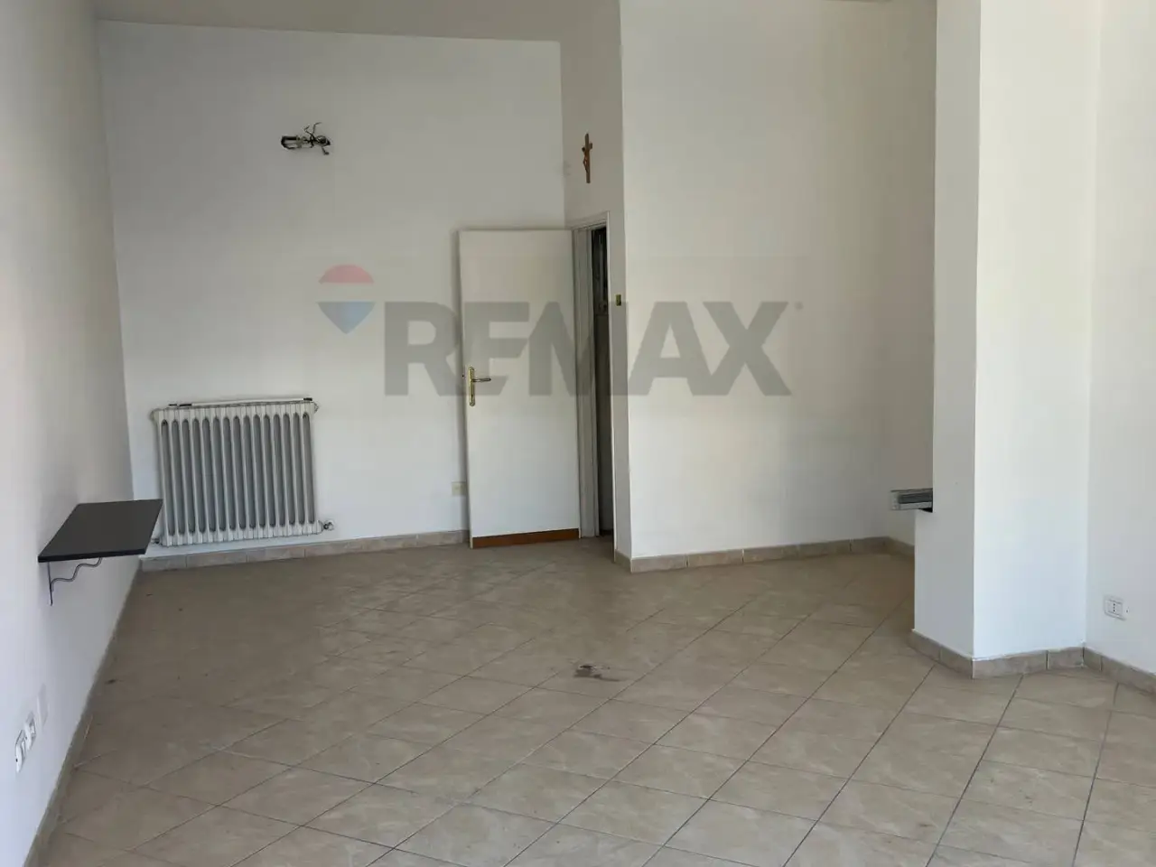 Negozio in , Bastia Umbra, {3} - Foto 2