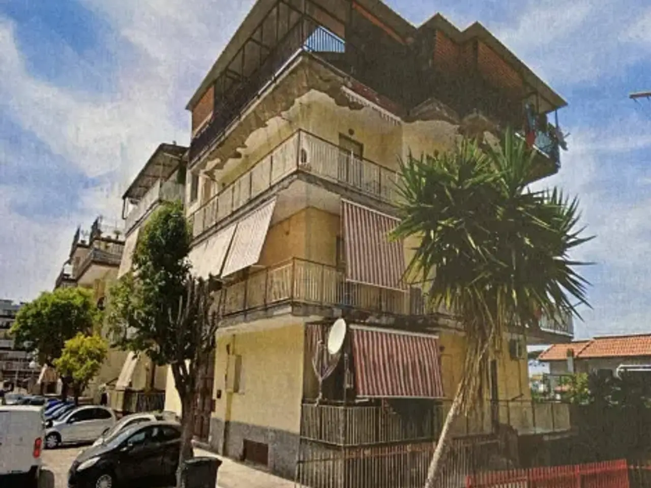 Magazzino in Via Sannio 22, Casalnuovo Di Napoli, {3} - Foto 1