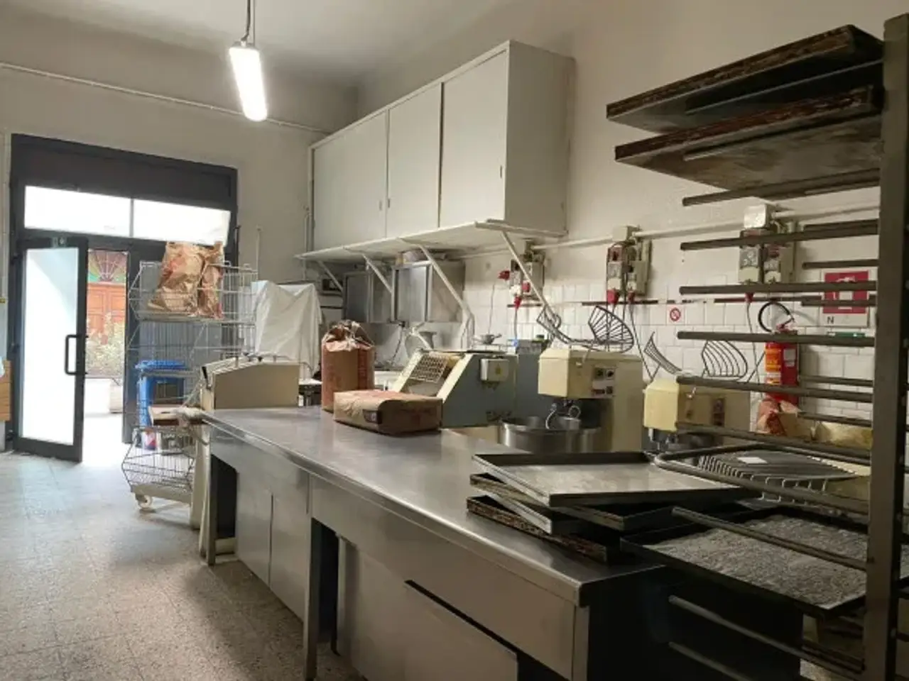Panificio in Viale Livio Salinatore, Forli', {3} - Foto 1