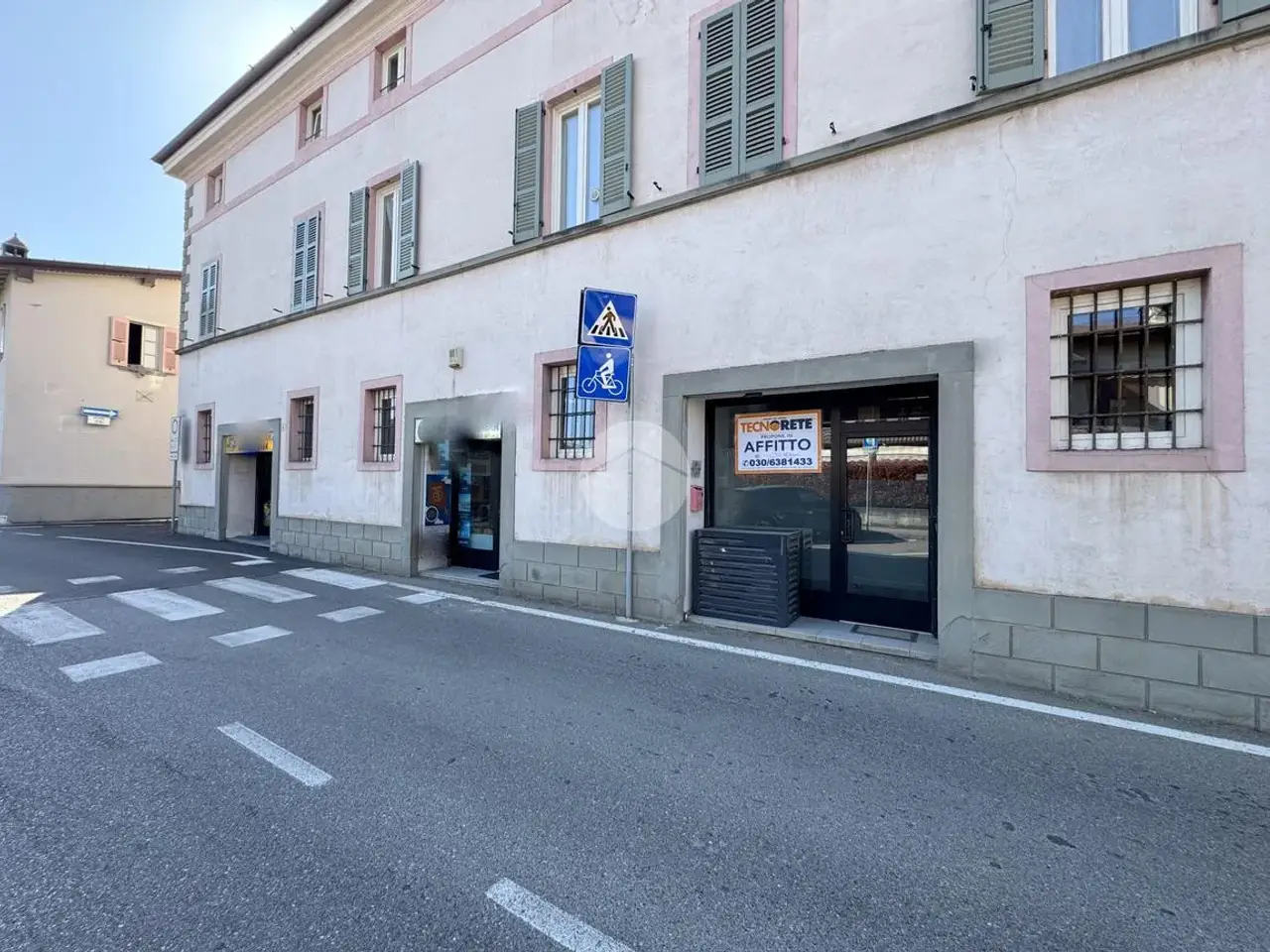 Ufficio in Via Garibaldi 32, Passirano, {3} - Foto 1