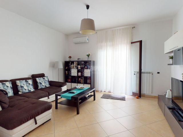 3-room flat in Via Pascoli, Casamassima - Photo 1