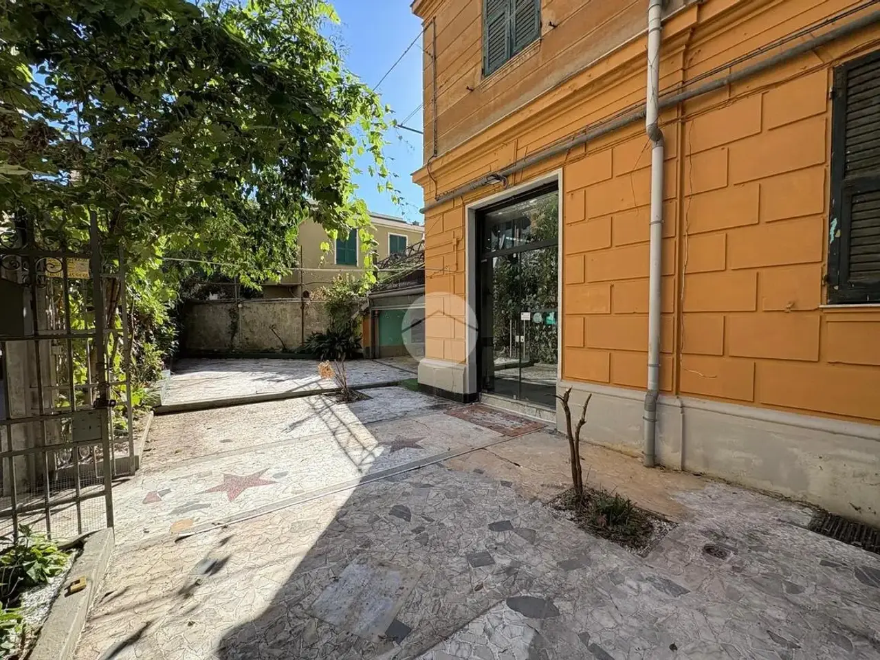 Negozio in Via Siracusa 2, Genova, {3} - Foto 2
