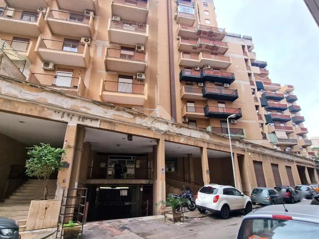 Ufficio in Via Giovanni Dotto 12, Palermo, {3} - Foto 1