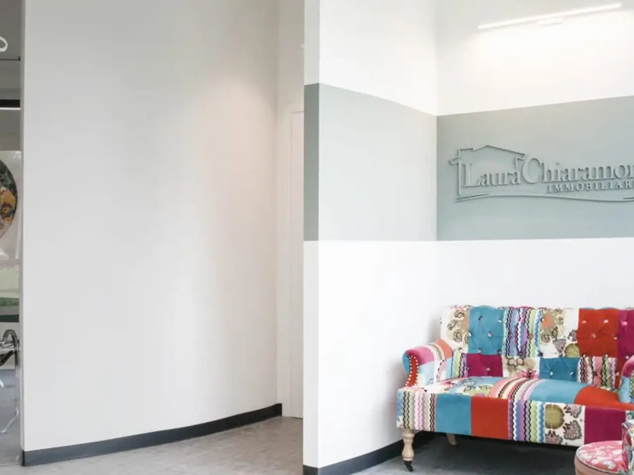 Ufficio in Viale Piave, 59100 Prato Po, Italia, Prato, {3} - Foto 1