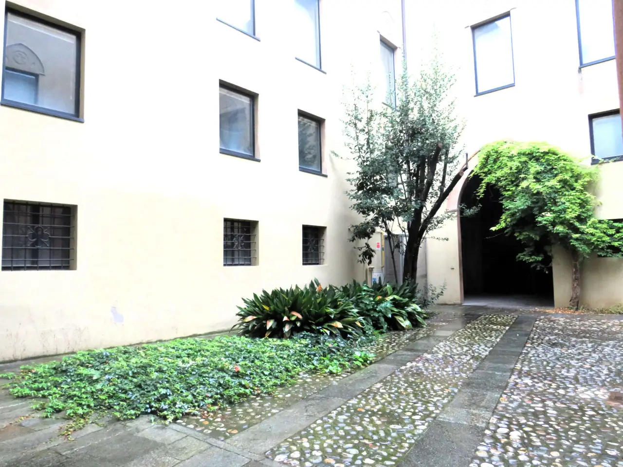 Ufficio in Via Roma , Reggio Emilia, {3} - Foto 1