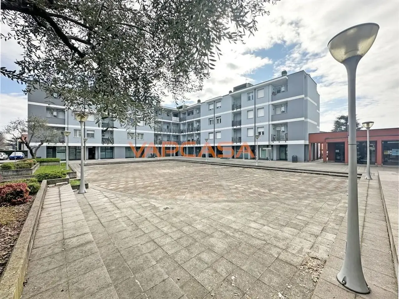 Ufficio in Via Milano 9, Treviglio, {3} - Foto 1