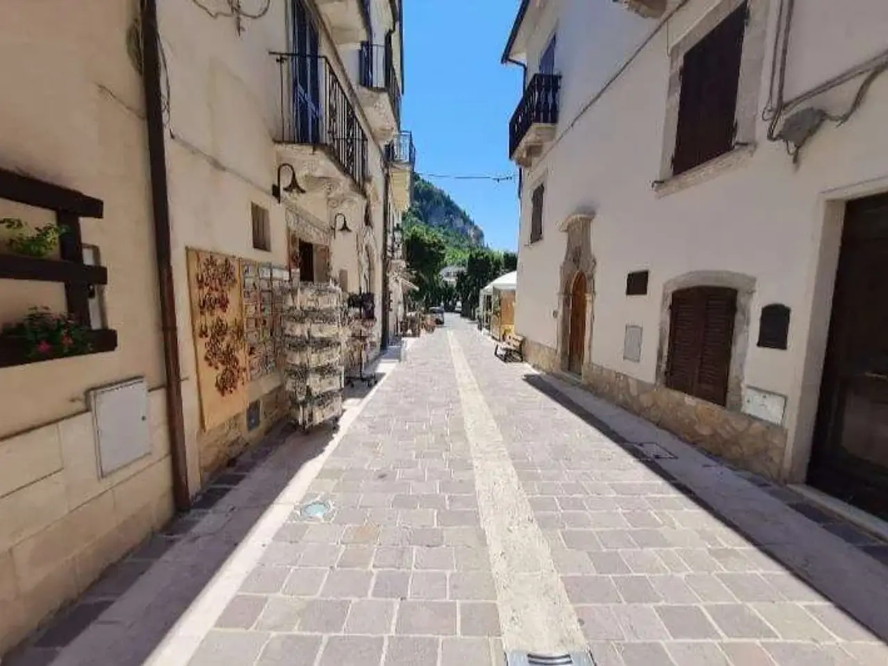 Concessionario in , Caramanico Terme, {3} - Foto 1