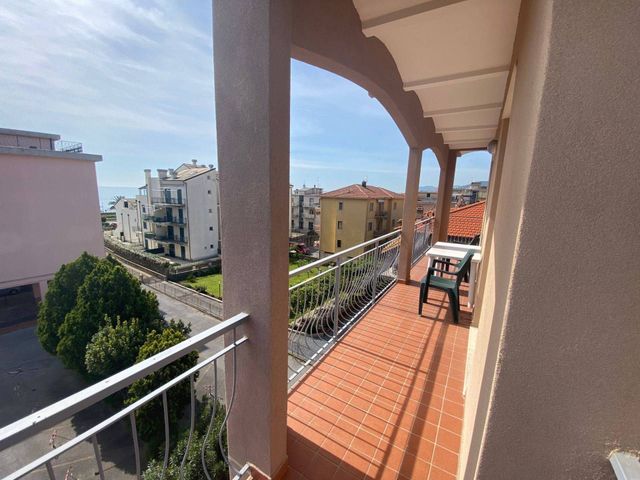 3-room flat in Via Pinee, Pietra Ligure - Photo 1