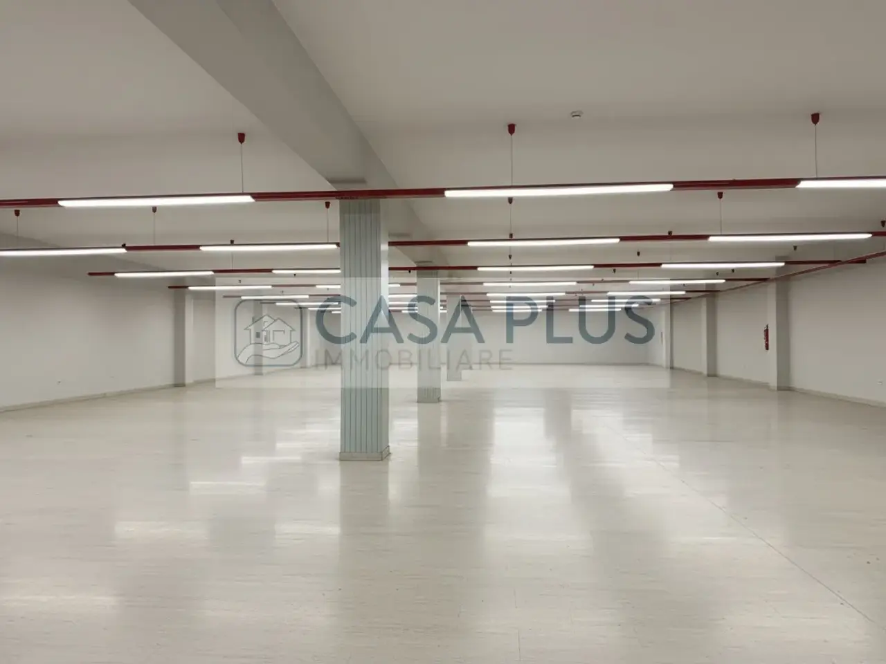 Negozio in Via Bassano, Rossano Veneto, {3} - Foto 1