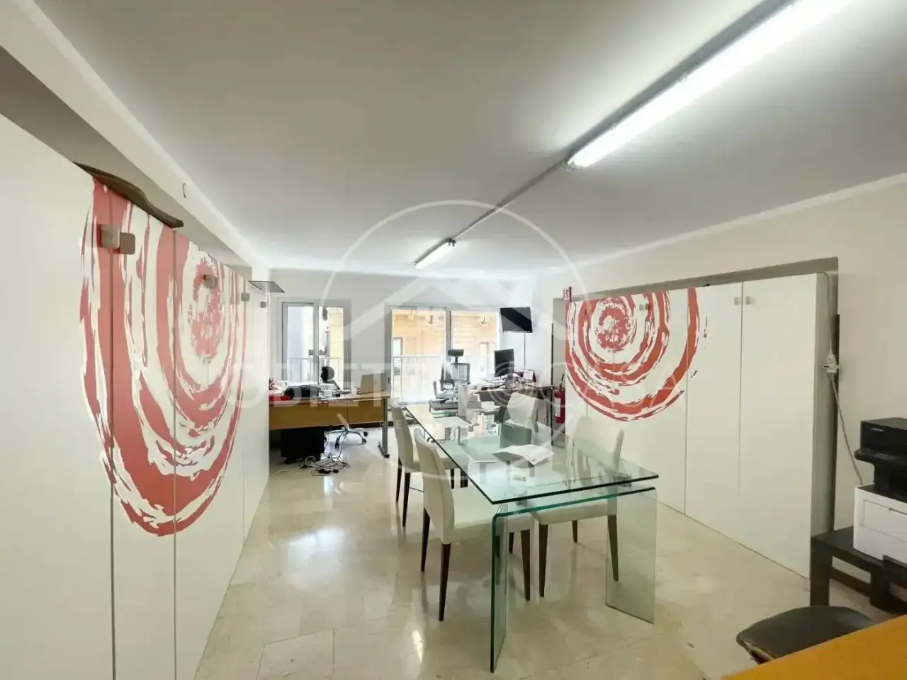 Ufficio in Via Mariano Stabile 171, Palermo, {3} - Foto 1