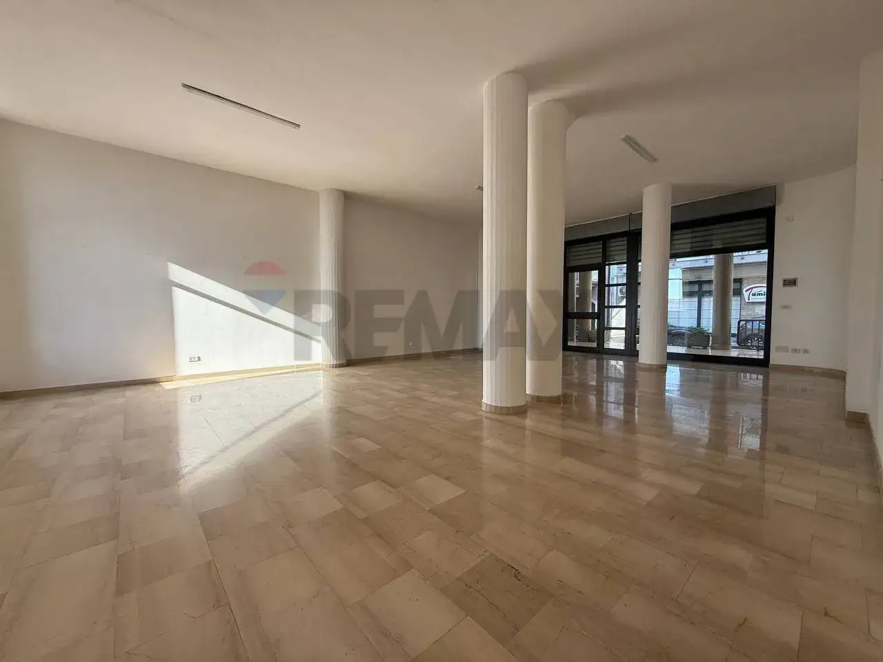 Magazzino in Via della Scaletta 22, Crispiano, {3} - Foto 1