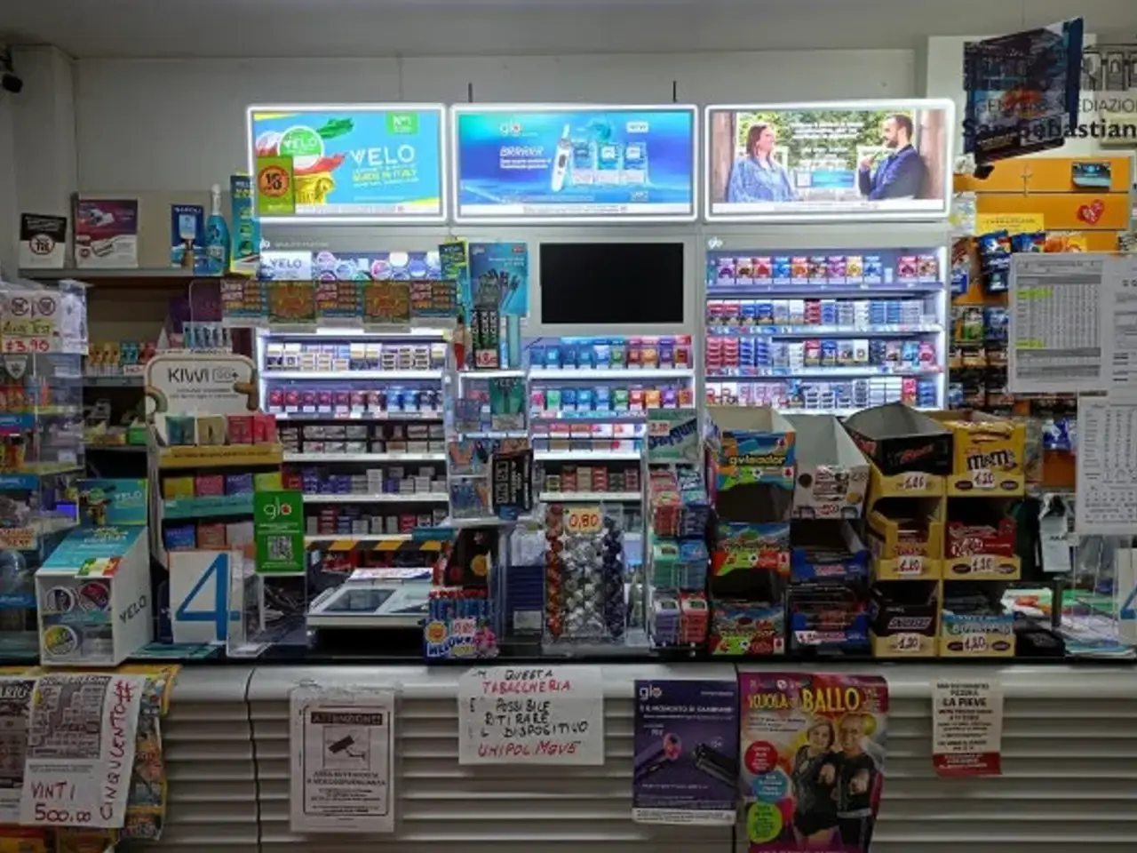 Tabaccheria in Via Firenze, Forli', {3} - Foto 1