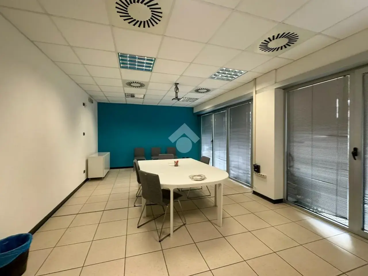 Ufficio in Via Marco Biagi 1, Peschiera Del Garda, {3} - Foto 1