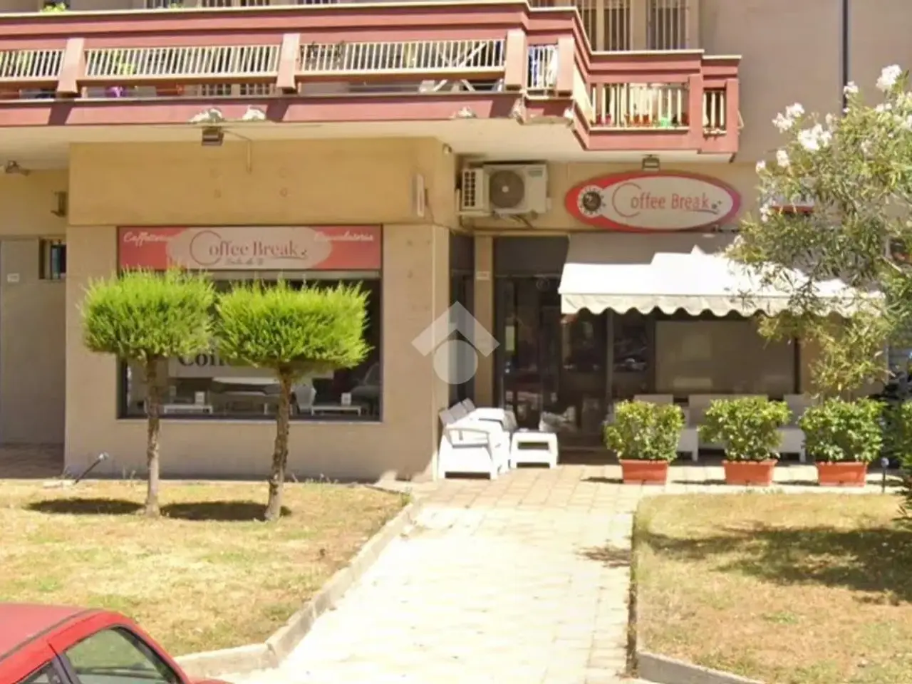 Negozio in V Via Avezzana 46, Santa Maria Capua Vetere, {3} - Foto 1