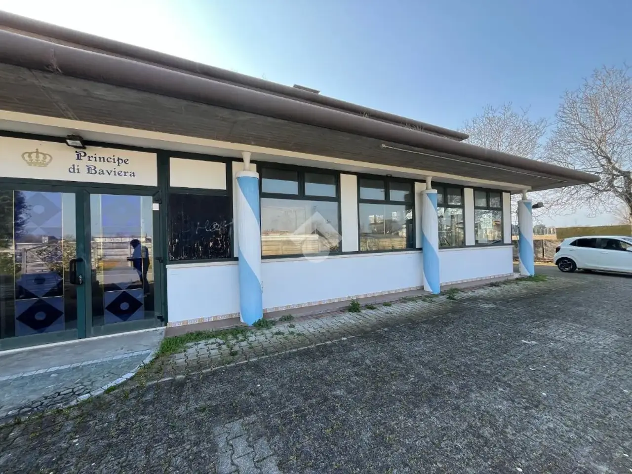 Negozio in Via Monsignor Don Sante Miotto 36, Rossano Veneto, {3} - Foto 2