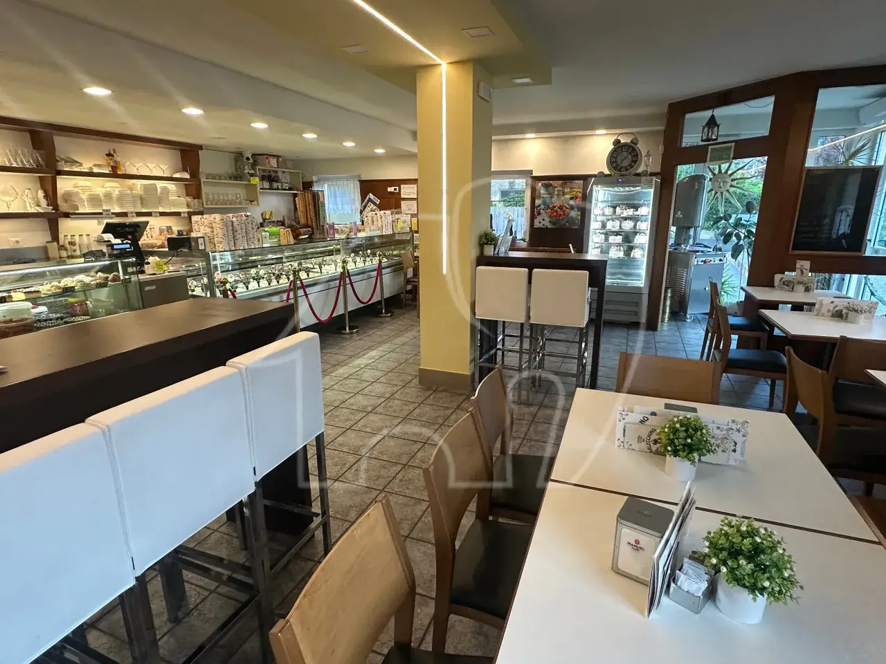 Gastronomia in , Egna, {3} - Foto 2
