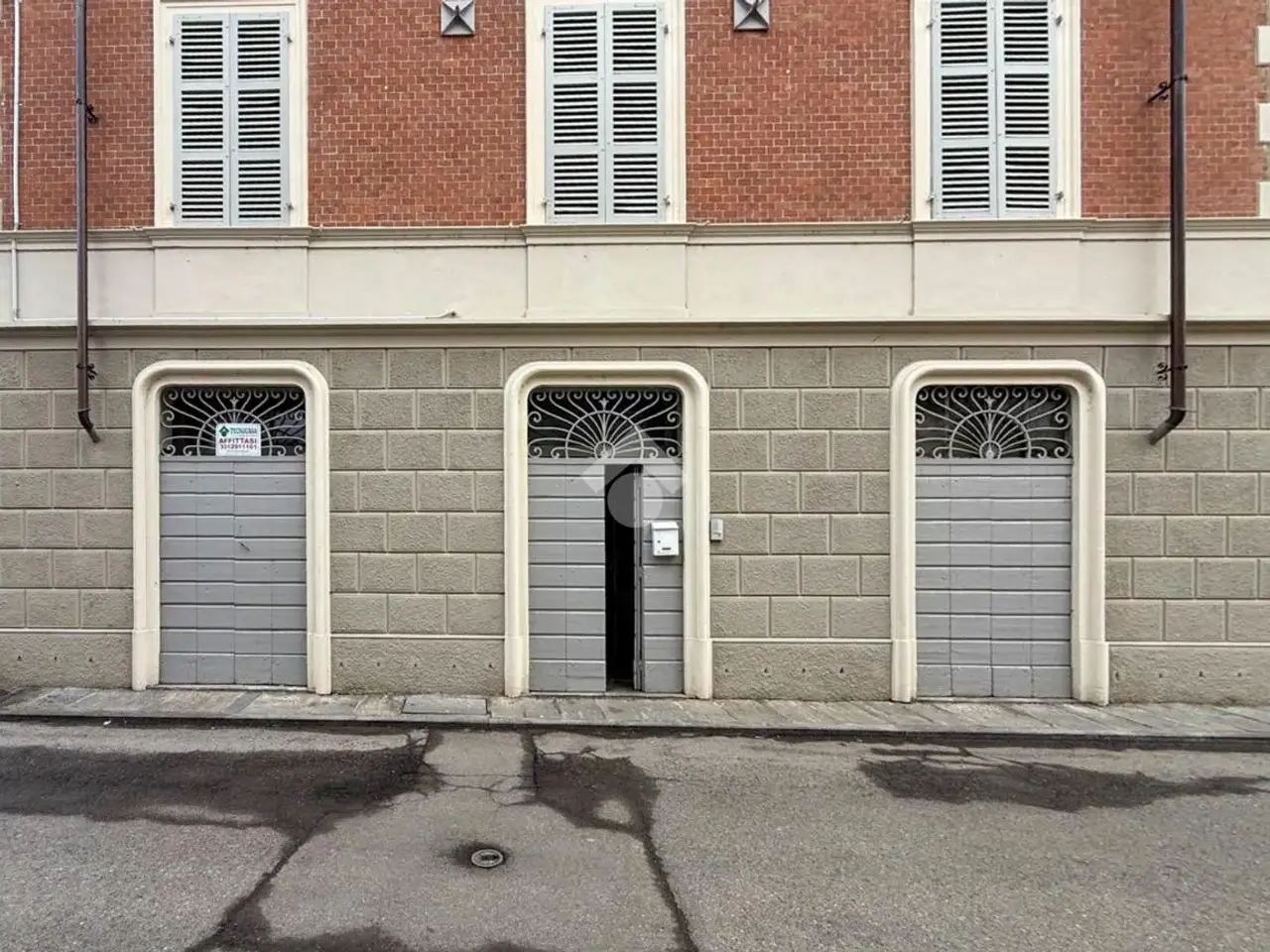 Negozio in Via Nino Bixio 4, Monticelli D'Ongina, {3} - Foto 1