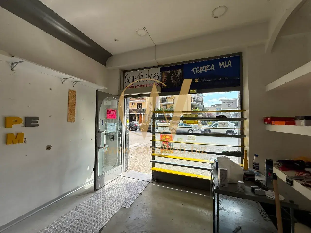Negozio in Via Unità Italiana, Caserta, {3} - Foto 1