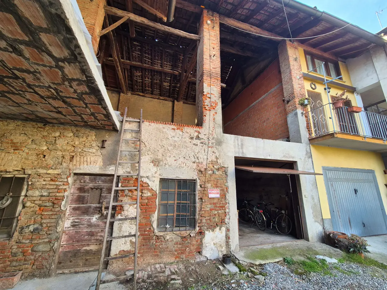 Locale commerciale in Via Mazzini, Cirimido, {3} - Foto 2